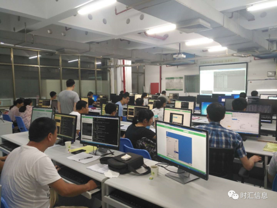 熱(rè)烈祝賀2018職業(yè)教師(shī)省培“雲計(jì)算(suàn)OpenStack”專項培訓圓滿成功 熱(rè)烈祝賀2018職業(yè)教師(shī)省培“雲計(jì)算(suàn)OpenStack”專項培訓圓滿成功