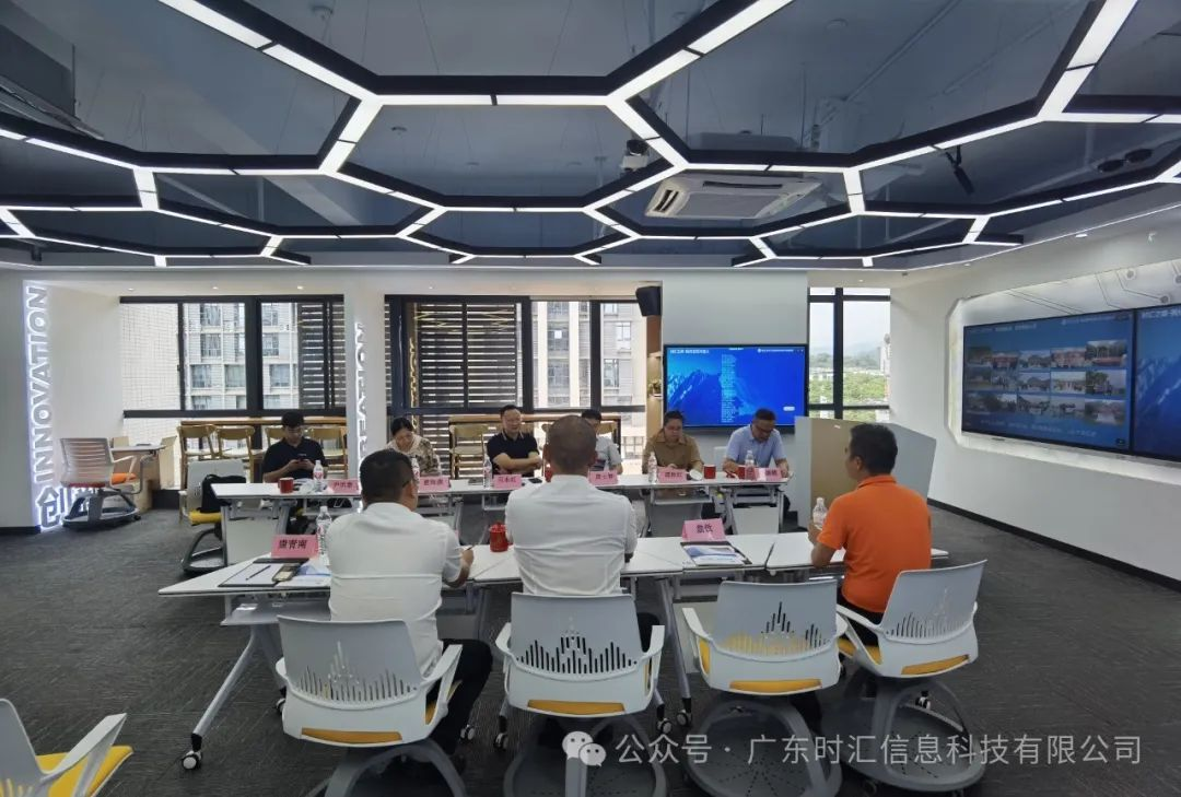 賀州市(shì)副市(shì)長(cháng)匡永紅(hóng)率調研組一(yī)行(xíng)到(dào)深圳市獵空科技有限公司進行(xíng)調研